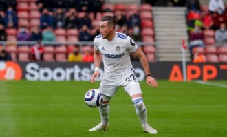 TA：佛罗伦萨商谈引进利兹联前锋哈里森，交易成行可能性很大