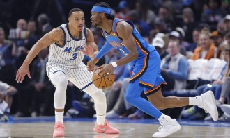 亚历山大20分哈尔滕施泰因三双 雷霆胜魔术