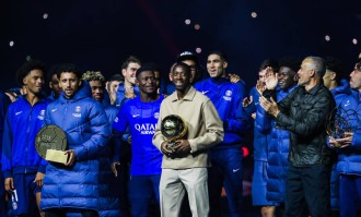 欧冠战药厂！小埃梅里：登贝莱话不多但有大哥范 巴黎想赢得一切